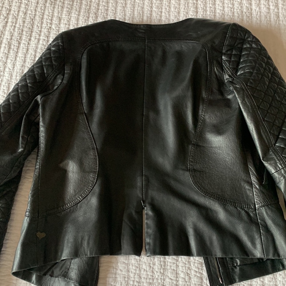 Black leather jacket size M Like new!